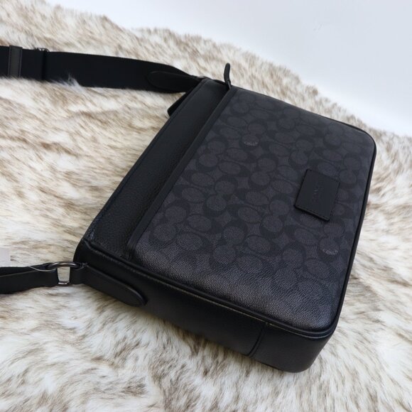 NWT (+ Video Listing)  Coach District Signature Canvas Crossbody Bag Men's CV761 - Picture 6 of 15